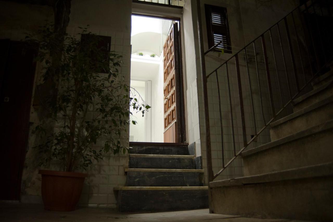 Mincasa Nel Cuore Di Napoli Naples Exterior photo